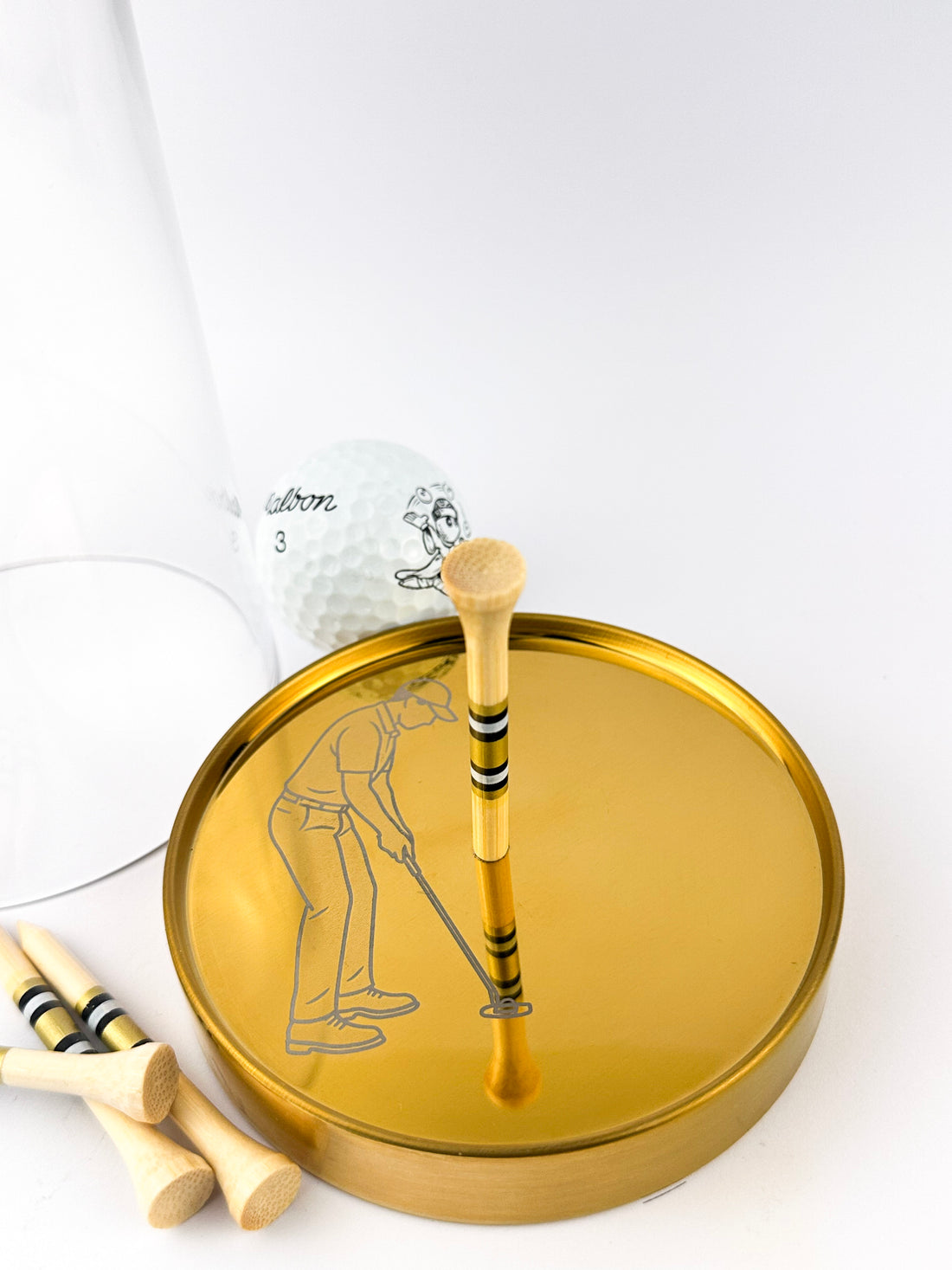 Two Putt King | Golf Ball Display